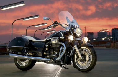 Moto Guzzi CALIFORNIA 1400 TOURING Specfications And Features